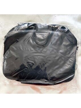 BACKPACK SQUARE SHOULDER BAG CONVERTS, BLACK FABRIC, LINED, TWO STRAPS WITH